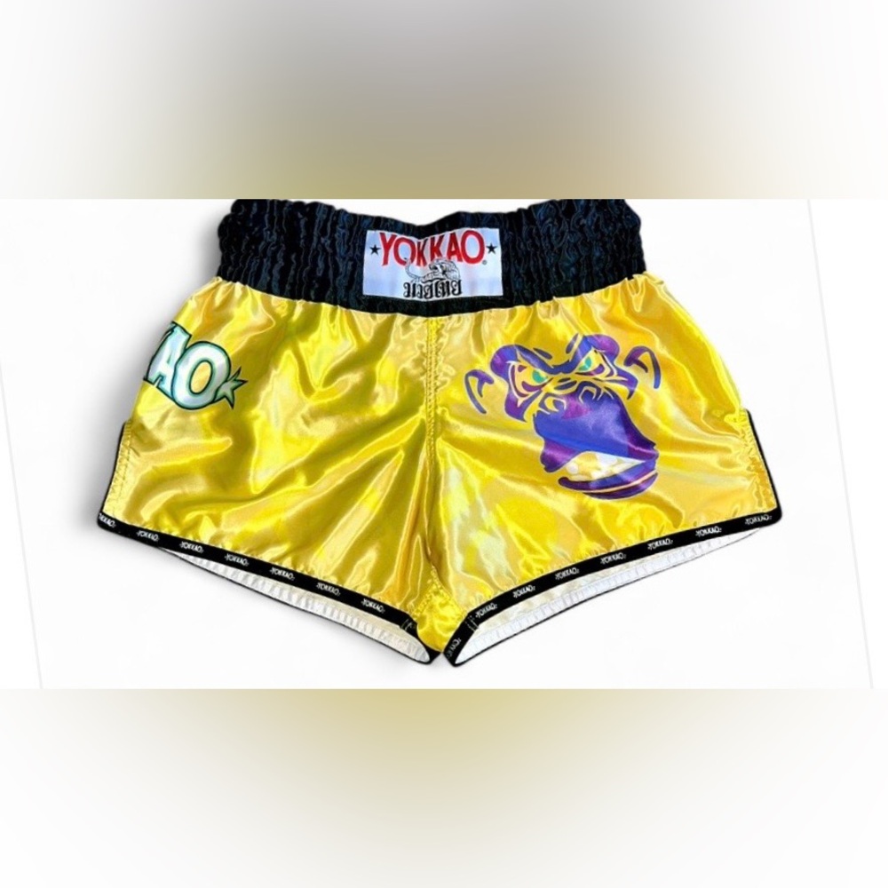 Muy Thai YOKKAO Primate Carbon Unisex Short sz M